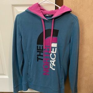 Northface hoodie ✨